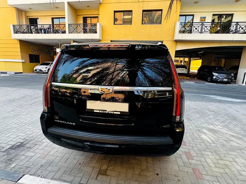 2016 Cadillac Escalade Premium Luxury Platinum – GCC Specs63490982454787111