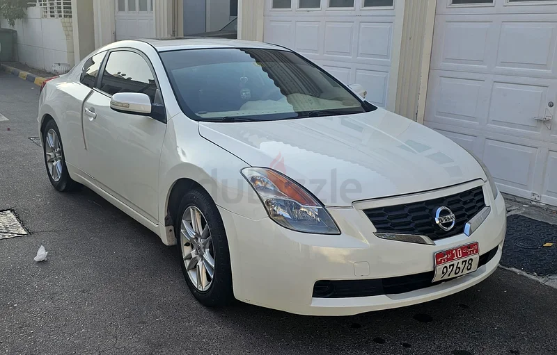 For Sale: 2009 Nissan Altima Coupe634880147151391112