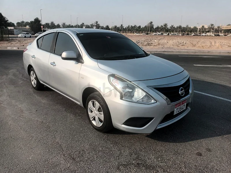 Nissan Sunny 201963484157497089112