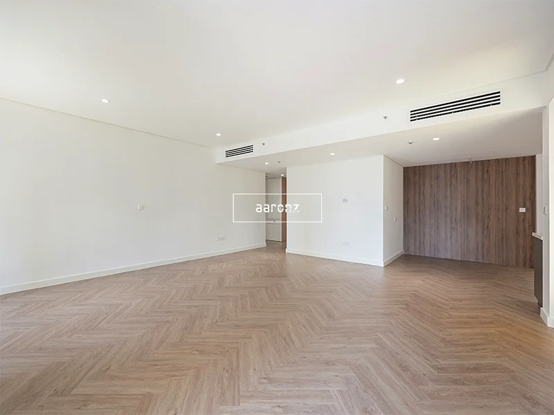 Luxury Upgraded | Vacant | Prime Location63937167146882111