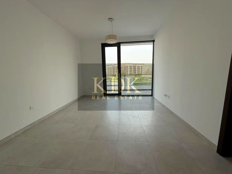 Spacious  | Huge Layout | Prime Location63764073331585111