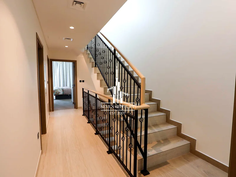 Stylish 5BHK | Prime Spot | Ready To Move In63725914053506114