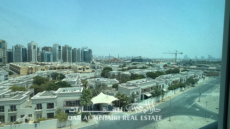 شقة فاخرة من 3 غرف نوم في نEMA آل برشا63743507644675114
