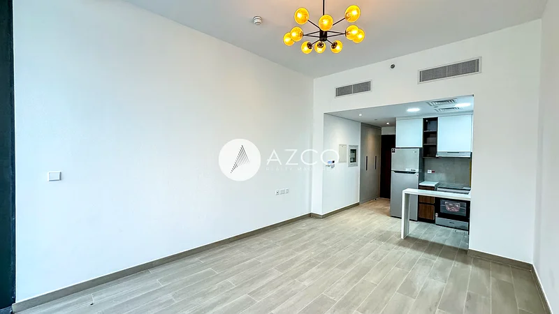 Available Now | Bright Layout | Prime Spot63778886416258111