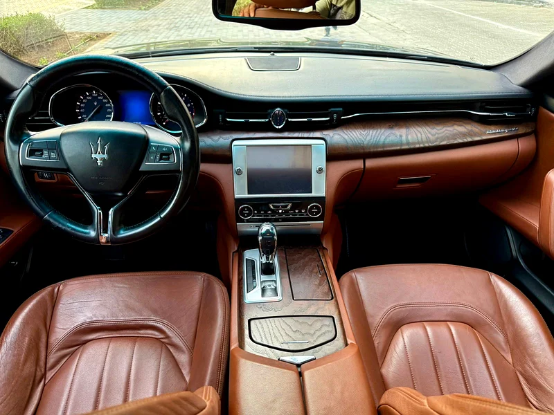 Maserati Quattroporte 3.0L Twin Turbo pushing 404 HP63491145375747113