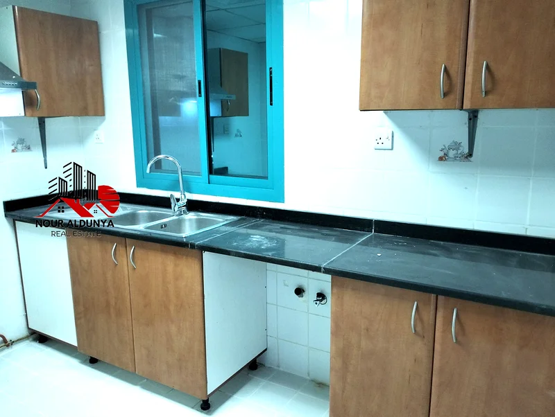 BEST OFFER: NEAR METRO: HUGEST 1 BHK EVER WITH 2 BATHS,CLOSE KITCHEN,CENTRAL GAS,BALCONY,BUILT-IN WARDROBES,COVERED PARKING,ALL AMENITIES,RENT 58K63755996563201114