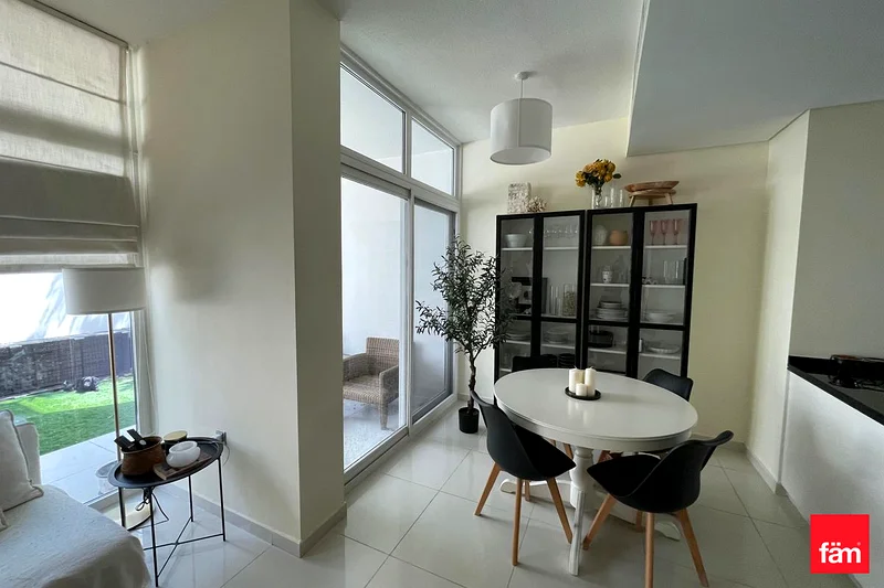 Huge Garden Area | Unique Plot | Amazing Layout64003601504513113