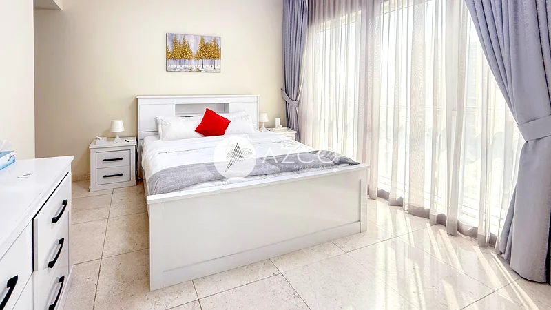 Spacious Bright Unit | Monthly Possible | Including Bills63790674642690114