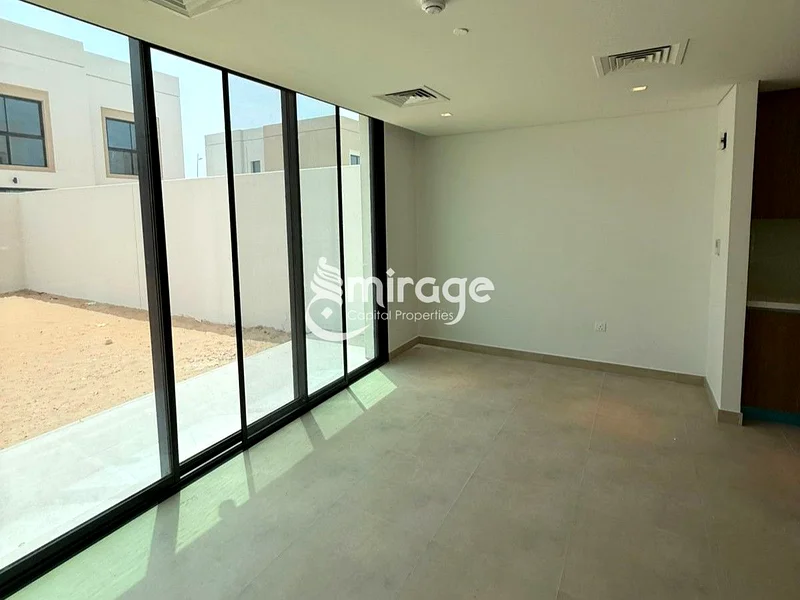Stunning 3BR Duplex | Premium Location63850014565761114