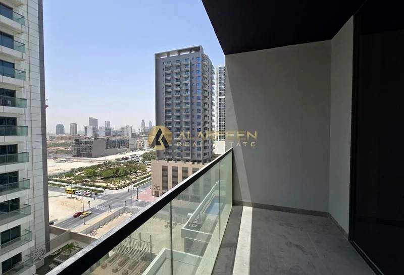 استوديو حديث للإيجار في إمباير ريزيدنس – موقع مميز63786013300610113