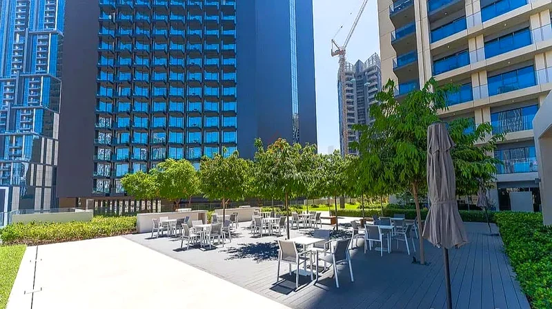 BURJ ROYALE DOWNTOWN63770042355585112