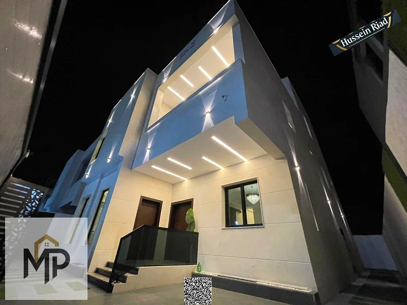 Luxury villa with 6 master bedrooms with built-in wardrobes, including registration fees63881373416449114