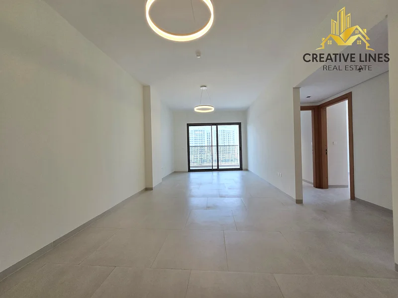 شقة جديدة كبيرة بمساحة 3 غرف نوم مع غرفة خادمة في عرجان مقابل 180 ألف فقط63766560185859110