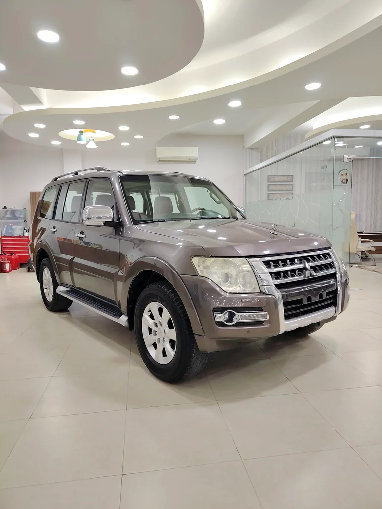 Mitsubishi pajero 201563612069613570111