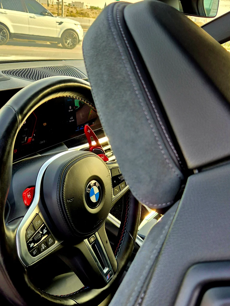 M4 LIKE NEW LOW MILAGE WARRANTY  SERVICE CONTRACT TILL 100,000 KILOMETRES63484819830402111