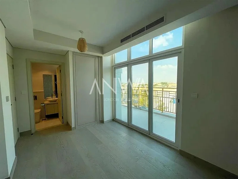 تاون هاوس فاخر بثلاث غرف نوم | عائد إيجاري كبير | مجتمع مغلق واسع64003252254595114