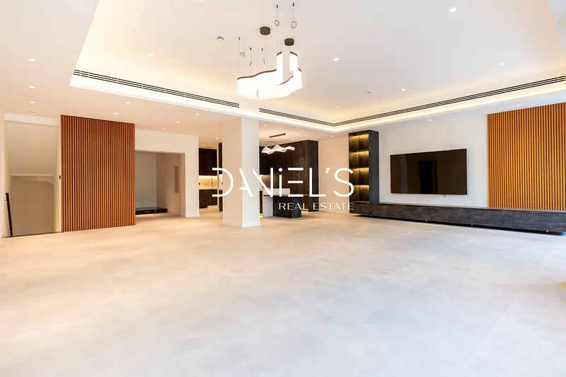 Fully Renovated | Highest Standard | Vacant64007796727811110