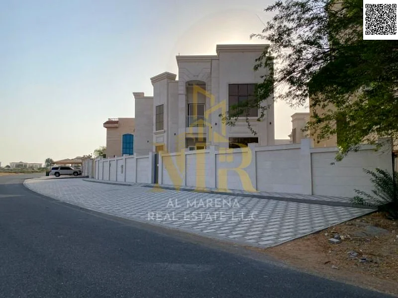 A villa with an all-inclusive price, including registration and ownership fees, on the main street, ready for occupancy in the most upscale areas of A63892120945539110