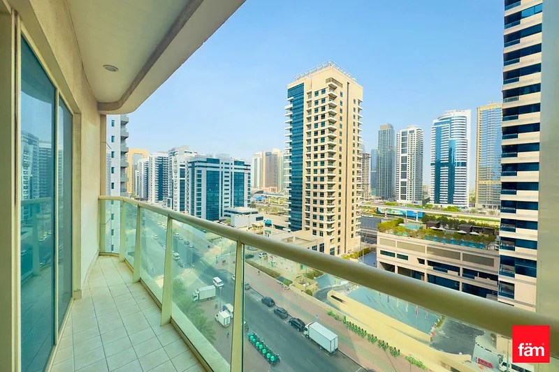 Marina View | Spacious | Vacant63799764082305110