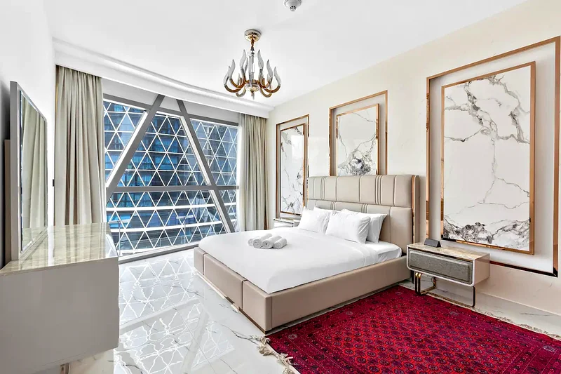 LAVISH & LUXURIOUS 2 BEDROOM | FULLY UPGRADED | PRIME LOCATION63925515745027111