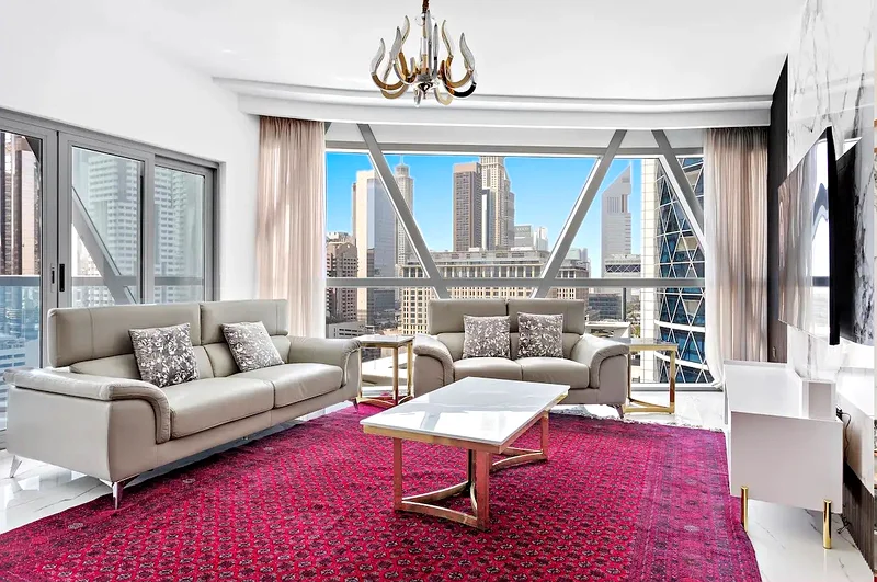 LAVISH & LUXURIOUS 2 BEDROOM | FULLY UPGRADED | PRIME LOCATION63925515745027114