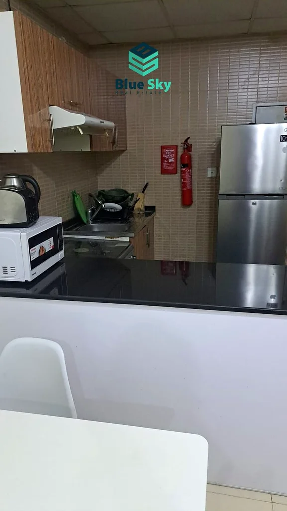 luxurious 1bed room | city towers | prime Location63890689709697114