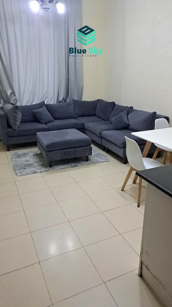 luxurious 1bed room | city towers | prime Location63890689709697111