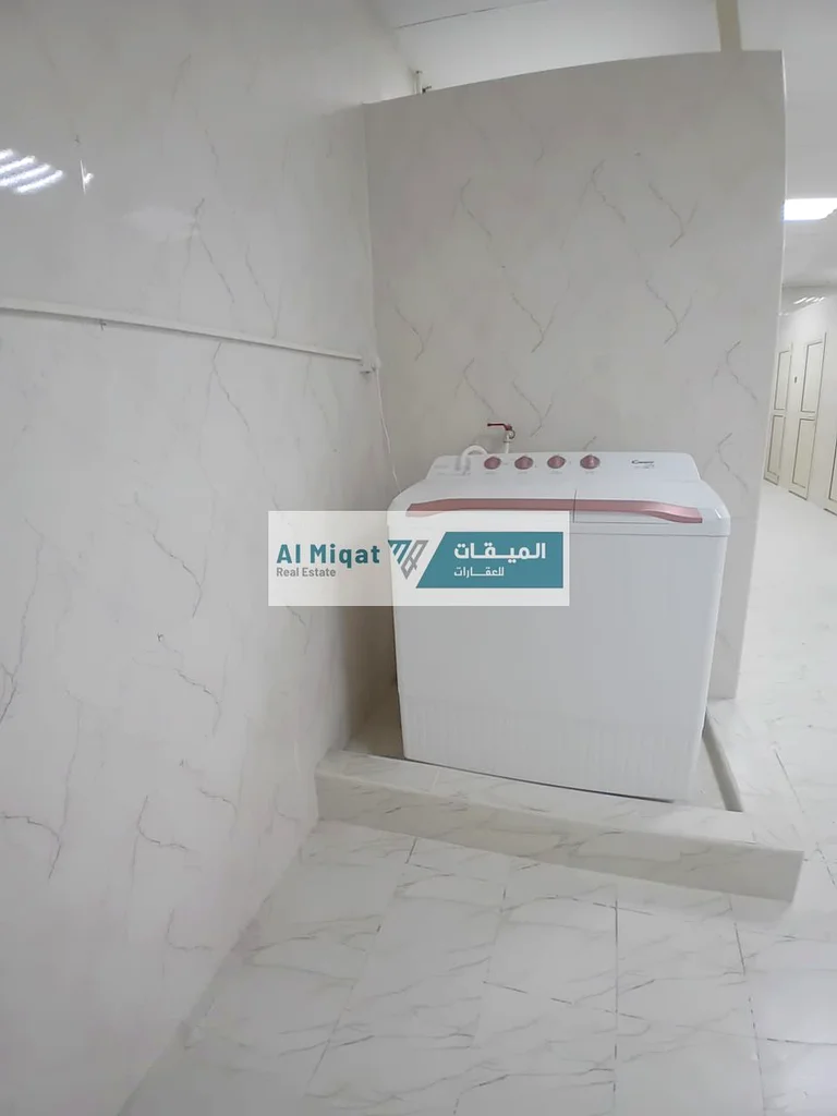 مجمع عمال معروض للبيع في مدينة السجاع الصناعية63819316133377114