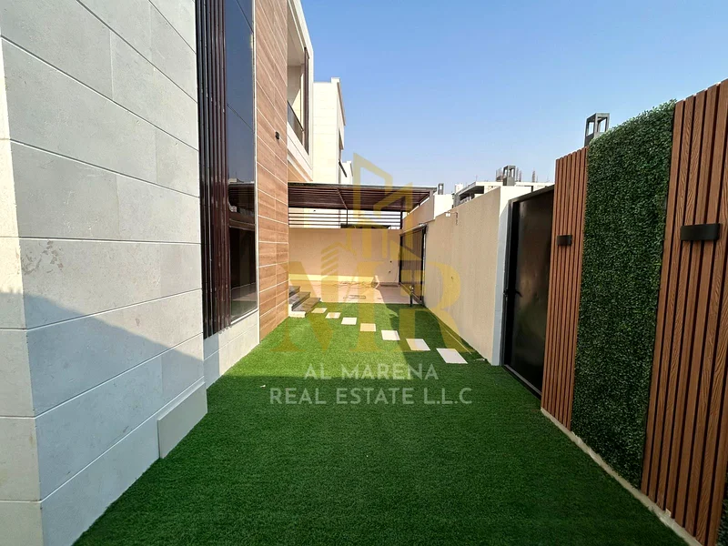 🏡 For Sale – Luxury Villa in Al Bahia – Ajman | 5 Master Bedrooms | Majlis & Master Living Room | 3,014 Sq.ft Plot | AED 1,800,00063881373528962113