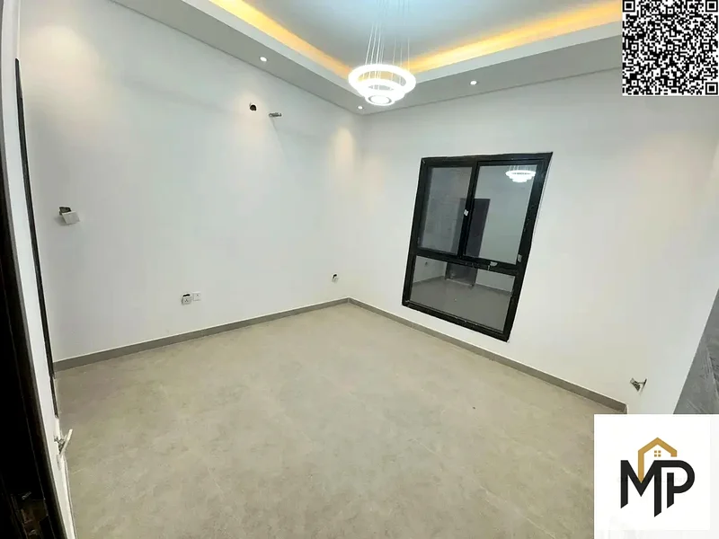 Directly from the owner, a two-story villa directly behind the mosque and close to services63900189502593114