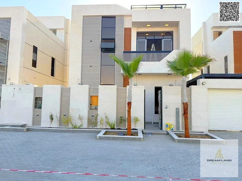 A distinctive modern design villa, two floors and a roof, including electricity, water and air conditioning, in a prime location with a swimming pool63881481254785111