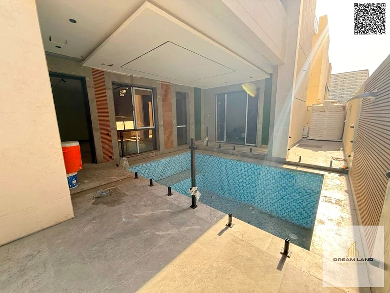 A distinctive modern design villa, two floors and a roof, including electricity, water and air conditioning, in a prime location with a swimming pool63881481254785113