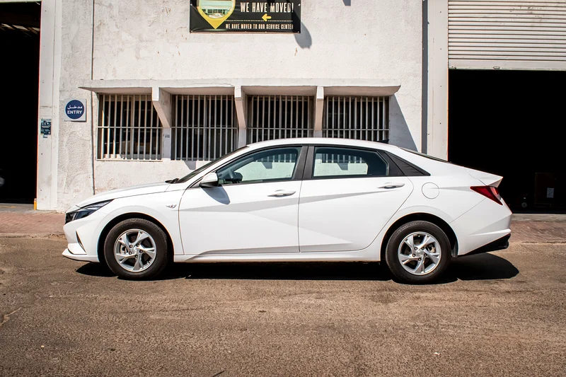 HYUNDAI ELANTRA GL SMART 1.6L-2022-GCC-1 YEAR WARRANTY-0% DOWN PAYMENT-FINANCE 5 YEARS-070163483646124801113