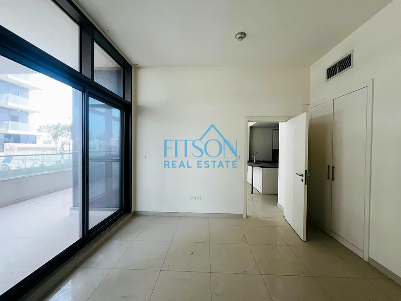 VACANT AND READY TO MOVE | GOLF VIEW UNIT63739165915649112