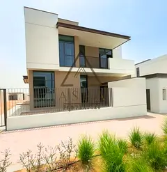 Spacious 5-Bedroom | Corner Villa | Maid’s Room &amp; Private Garden