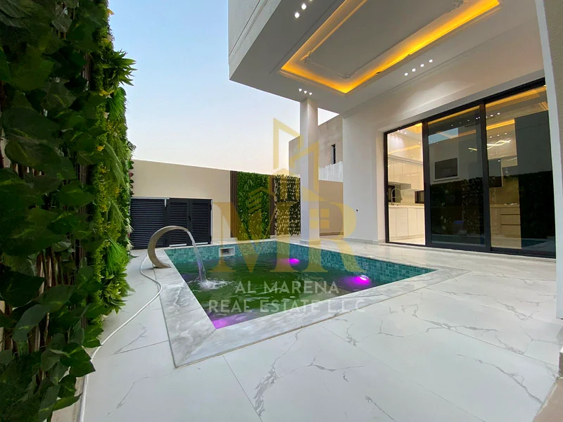 🏡 للبيع – فيلا واسعة في الباهية، عجمان | 6 غرف نوم رئيسية | مجلس | غرفة معيشة كبيرة | أرض بمساحة 3,014 قدم مربع | 2,100,000 درهم إماراتي (قابل للتفاوض)63881040423169112