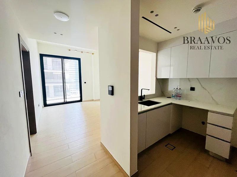 1BR | UNFURNISHED | BUILDING GREAT AMENITIES63783580502274111