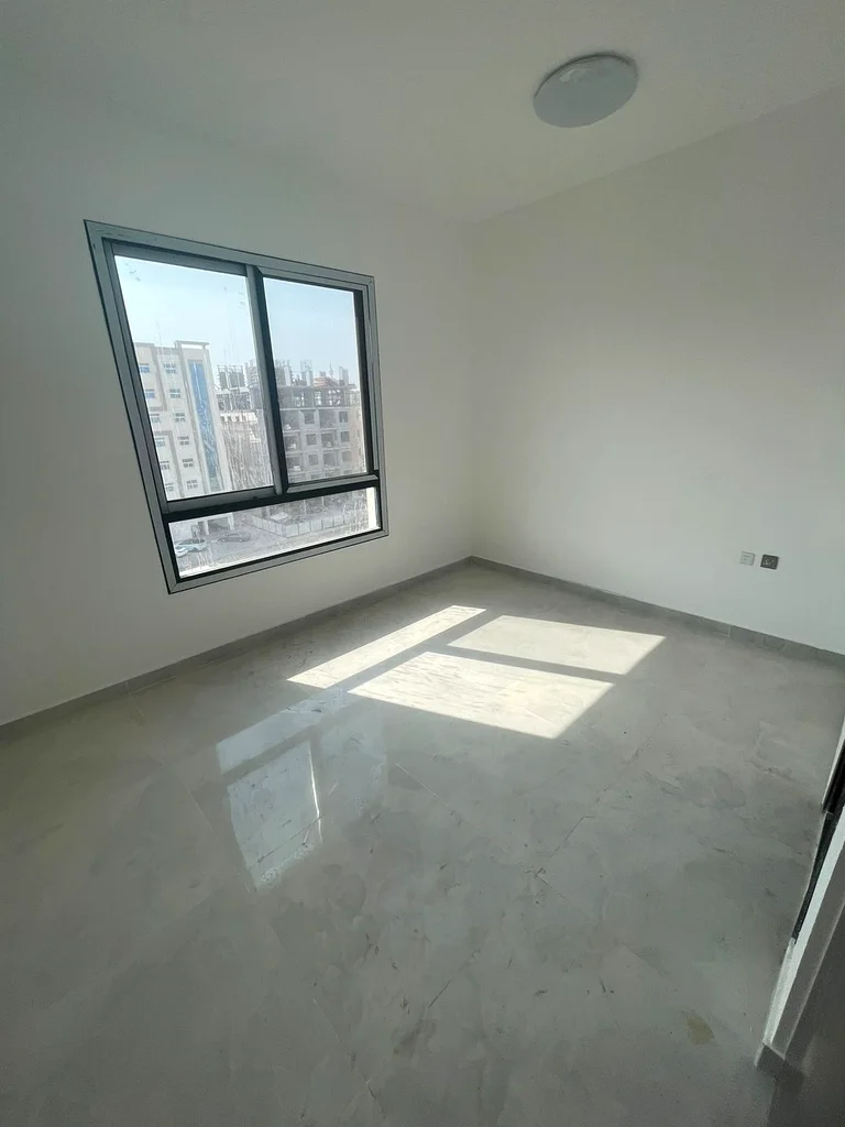Two rooms and a hall with 3 bathrooms and built-in wardrobes, first tenant, spaces and finishes at the highest level, with a very excellent location63712780380417113