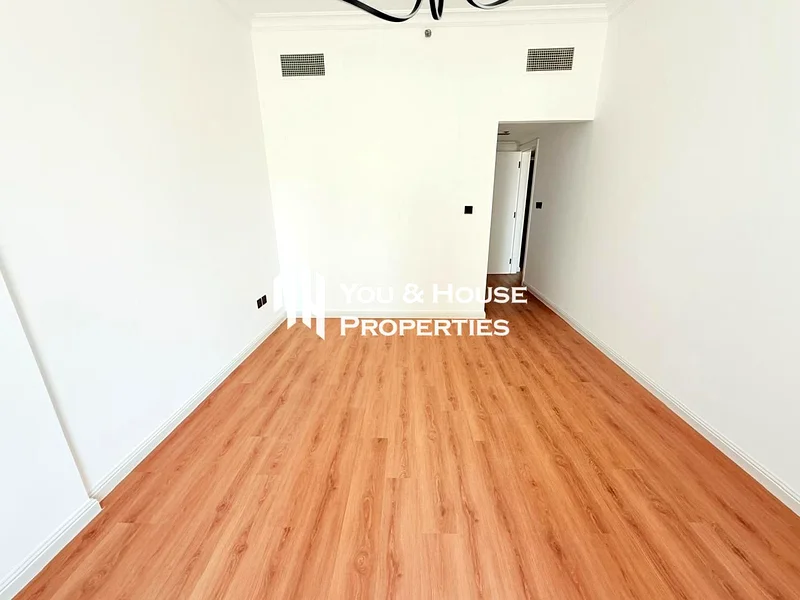Fully Upgraded Apartment I Spacious Unit I Desirable Location63763977118849111