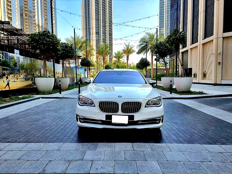 BMW 750 LI V8 TURBO GCC FULL OPINIONS63484910812674111