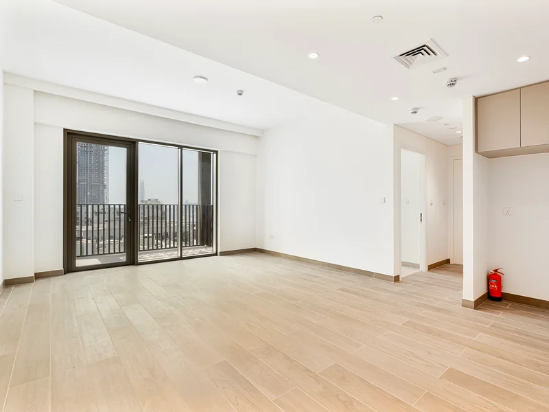 High Floor | Canal and Pool View | Multiple Cheque63760309960835110