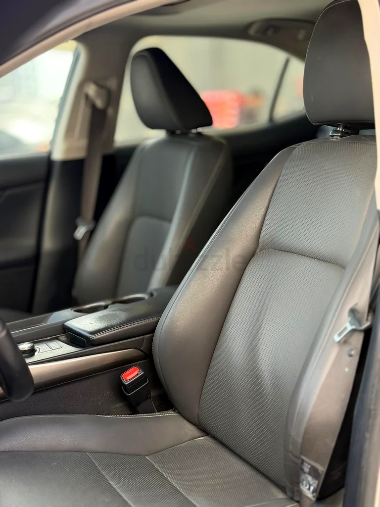 Lexus IS300 2019 Luxury Car Full Option with Sunroof  100% original airbag63489584169601114