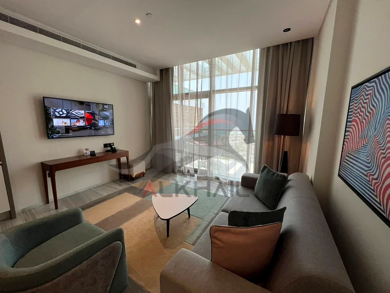 Palm Jumeirah – 2 Apartments in 1 Title Deed | Top Floor Hotel Units64010115278466112