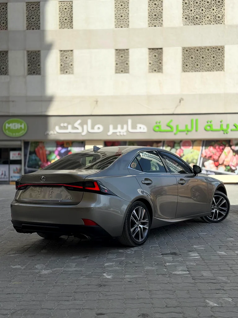 Lexus IS300 2019 Luxury Car Full Option with Sunroof  100% original airbag63489584169601113