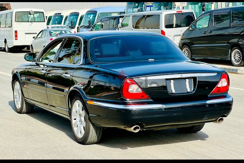 XJ8 200563491177300225111