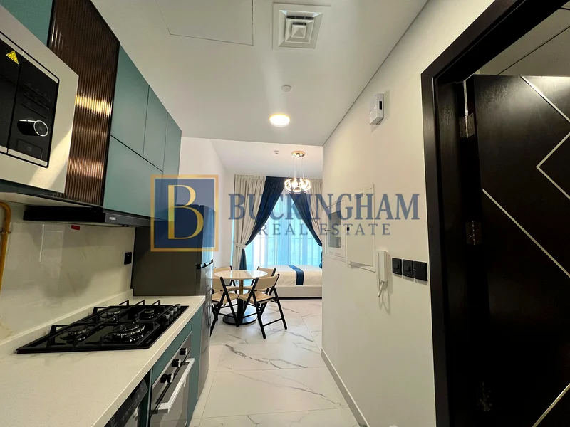 مفروش بالكامل | طابق عالي | موقع مميز63732669047553113