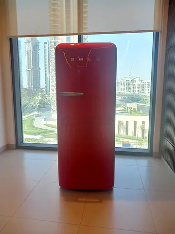 Smeg Single Door Refrigerator, 281 L, FAB28