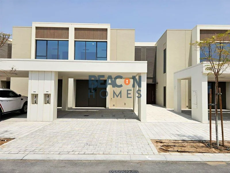 موقع متميز | جديد بالكامل | بالقرب من وسائل الراحة63947307087235110