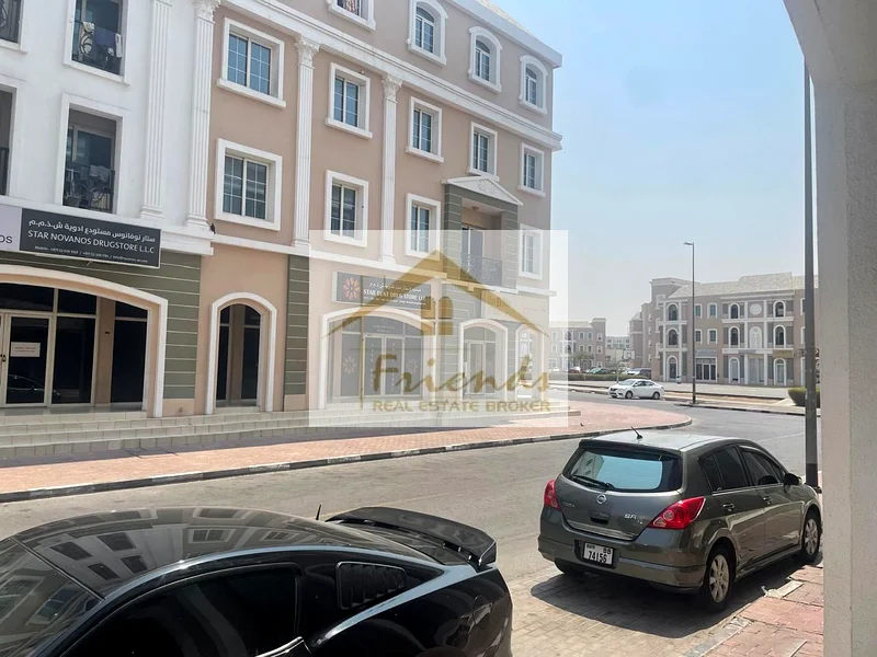 محل تجاري للبيع في كلاستر فرنسا، موقع ممتاز63825781523459111
