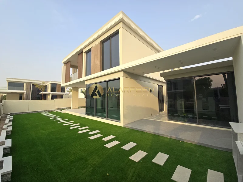 Park View | 5 Large | Landscaped63736528522371111